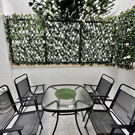 Casa Coral In The Old Town Of Appartamento Benidorm