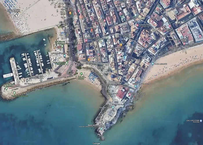 Casa Coral In The Old Town Of *